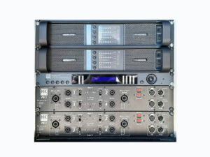 2 рэка (каждый рэк содержит 2+1  x LAB FP10000+, 1x HK Audio Firnet) Контроллер, 2 соединительные панели HK Audio PB5)